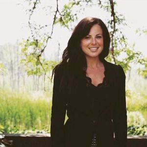 Meet your Posher, Gina